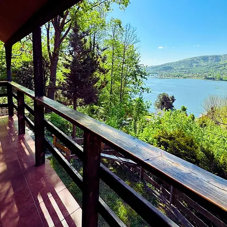 Villa Dom Pod Zarem *