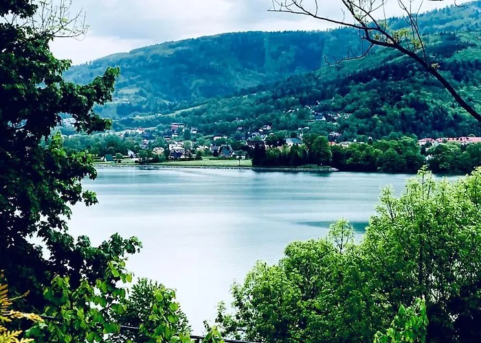 Dom Pod Zarem וילה Międzybrodzie Bialskie